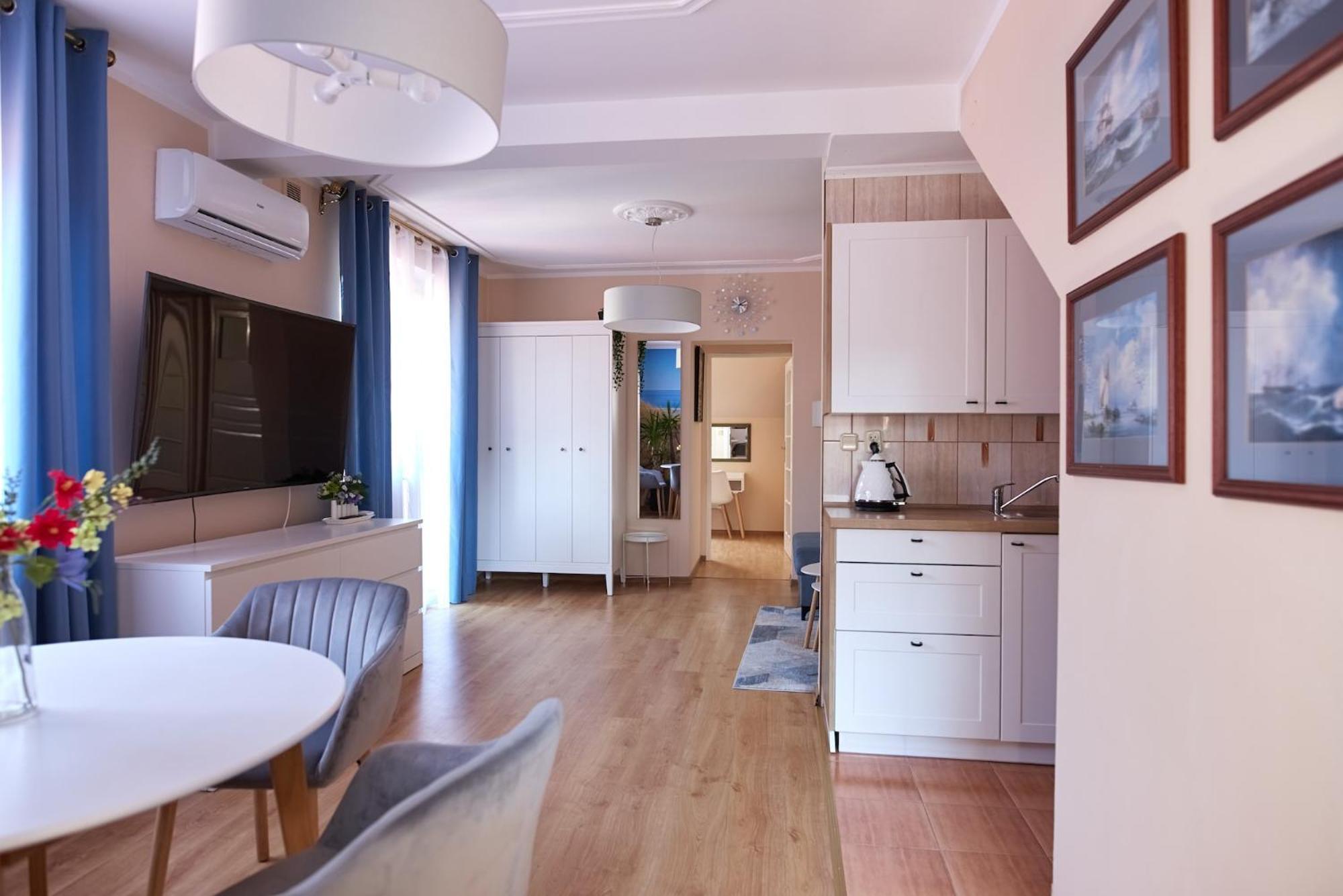 Osrodek Wypoczynkowy Relaks I Apartamenty Łeba Esterno foto